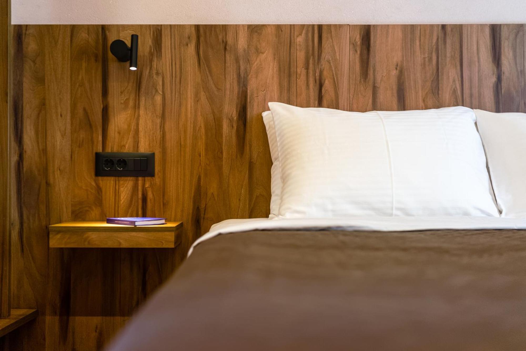The Dorians Aparthotel Athena Bagian luar foto